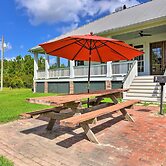 Bright Waveland Home - Walk to Beach Access!