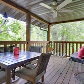 Cozy Smoky Mtn Retreat on River w/ Fire Pit & Deck