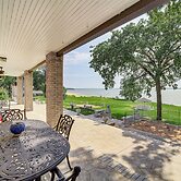 Lakefront Eufaula Escape w/ Dock + Private Beach!