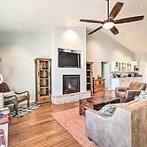 Spacious Williams Home w/ Yard: Near Hiking!