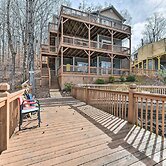 Lakefront Lexington House w/ Spacious Deck!