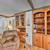 Cozy Maine Lakefront Cabin Rental