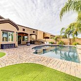 Pool, BBQ & Bar: Family Home in Queen Creek