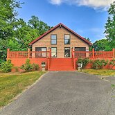 Ohio River Views: Home w/ Fireplace & Deck!