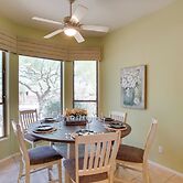 Walk to Trails: Mtn-view Mesa Getaway w/ Gril