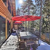 Luxury Mountain Cabin w/ Furnished Deck + Views!