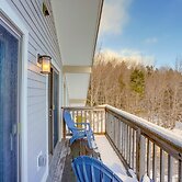 Bromley Mountain Escape w/ 2 Balconies: Hike & Ski