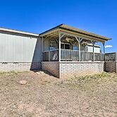 Quiet Tombstone Retreat ~ 3 Mi to Historic Dtwn!