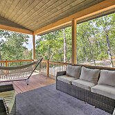 'the Glabin: Garrison Gem w/ Hot Tub & Fire Pit