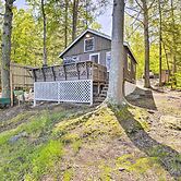 Pet-friendly Ellsworth Cottage on Branch Lake