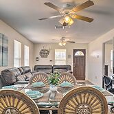 Pet-friendly Sierra Blanca Home in Downtown!