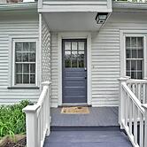 Romantic Country Apt by Lake Erie & Wineries!