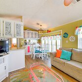 Sarasota Home w/ Full Resort Amenity Access!