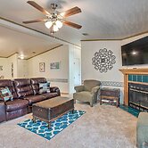 Cedar Creek Lake Access: Retreat w/ Deck