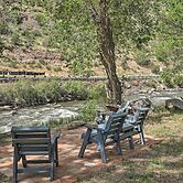 Cotopaxi Escape w/ Game Room on Arkansas River!
