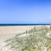 Atlantic Beach Studio w/ Community Pool!