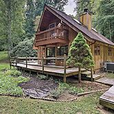 Quiet Max Meadows Cabin, 12 Acres of Property