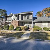 Modern Townhome w/ Deck & Golf Course Views!