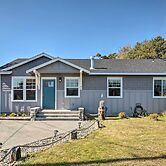 Coastal Getaway by Pebble Beach & Redwoods!