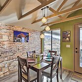 Hot Tub & View: Wine Country Retreat in Cornville