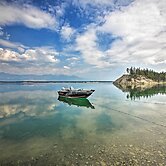 Hilltop Cabin Retreat by Lake Koocanusa!