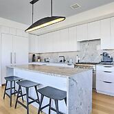 Luxury Long Beach Villa With Ocean Views!