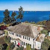 Waterfront Port Angeles Home w/ Harbor Views