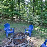 Cozy Studio Cabin on Lake O the Pines w/ Deck!