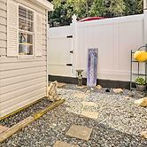 Bel Air Apartment w/ Pool ~ 2 Mi to Main St