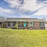 Country Home w/ Fire Pit: 40 Mi to Nashville!