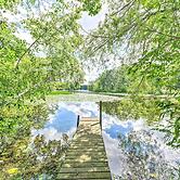 Fishermen's Paradise w/ Fire Pit on Rice Lake!