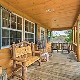 Porch, Fire Pit + Valley Views: Blakely Cabin!