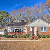 'the Oyster Bed' Retreat w/ Pool & Game Room