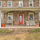 Farmhouse on River, 12 Miles to Liberty Mountain