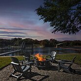 Lakefront Home w/ Dock in Mabank: Near Golfing!