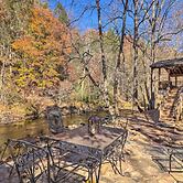 Creekside Retreat w/ Deck, 18 Miles to Wolf Ridge