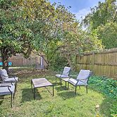 Cottage w/ Yard, Walk to Historic Attractions