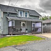 Morgantown Home w/ Deck ~ 2 Mi to WV University!