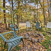 Cozy Retreat w/ Fire Pit < 1 Mi to Mille Lacs Lake