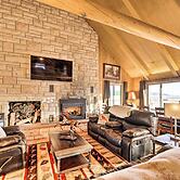 Centennial Cabin w/ Hot Tub, Sauna & Pool Table!