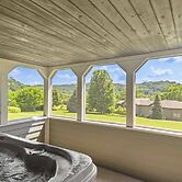 Private Hot Tub + Game Room: Galena Territory Home