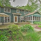 Upscale Family Retreat w/ Fire Pit, Walk to Beach!