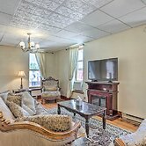 Custer Apt in Heart of Town: Shop, Dine, Hike