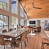 Mtn-view Cabin w/ Game Room & Deck in Flagstaff