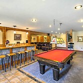 Stunning Silesia Home, Horse Boarding + River View