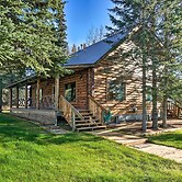 Cabin on Kenai Peninsula: Family & Group Friendly!