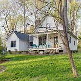 Enchanting Andersonville Home Steps to Norris Lake