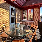 Chic Milwaukee Apartment in Hip Neighborhood!