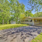 Waterfront Retreat w/ Deck on Lake Eufaula!