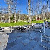 Lakeside Milford Home w/ Fire Pit & Paddleboat